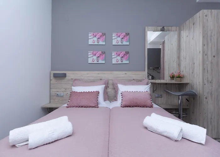 Golden Seaside 1 Apartamento *