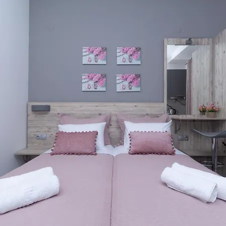 Golden Seaside 1 Apartmán *